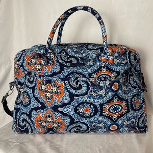 Vera Bradley Weekender Travel Bag - Navy, Orange, White Paisley! Like NEW!